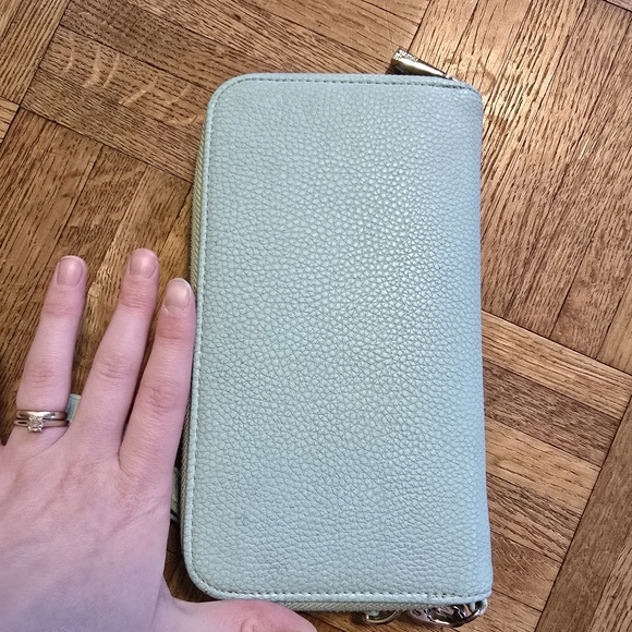 Thirty One Wallet - Picture 4 of 4